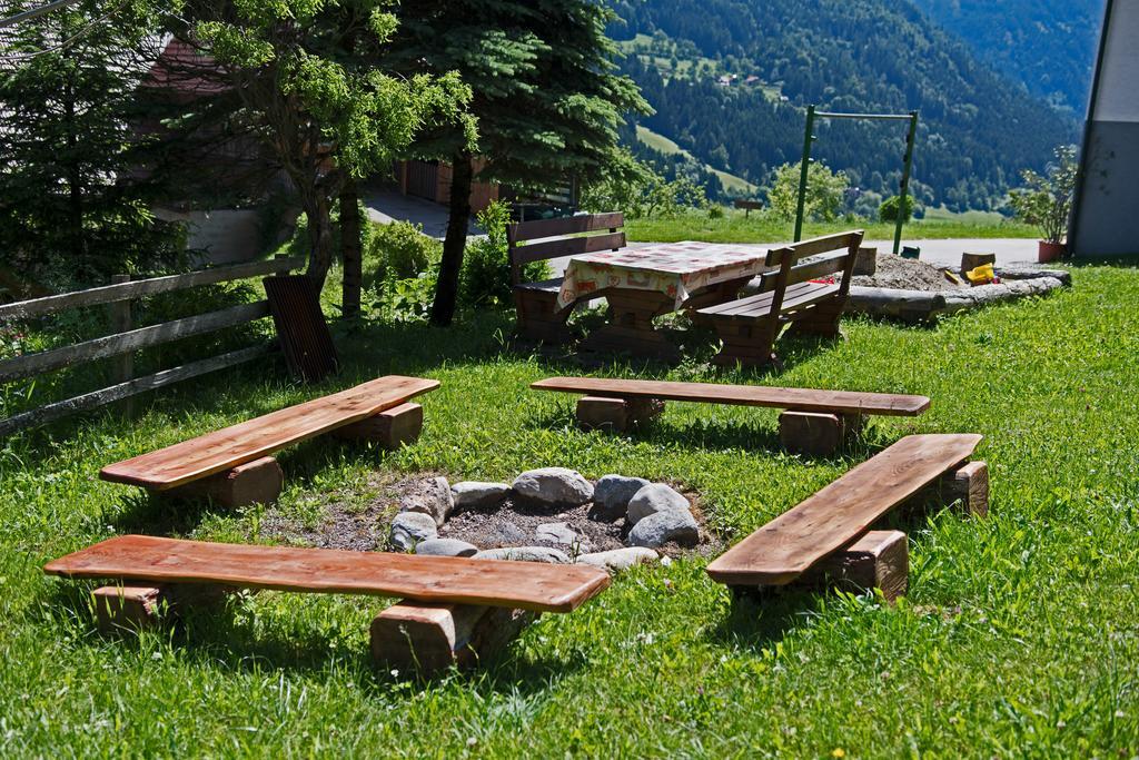 Gaestehaus Berger - Priglhof Hotell Treffen Exteriör bild